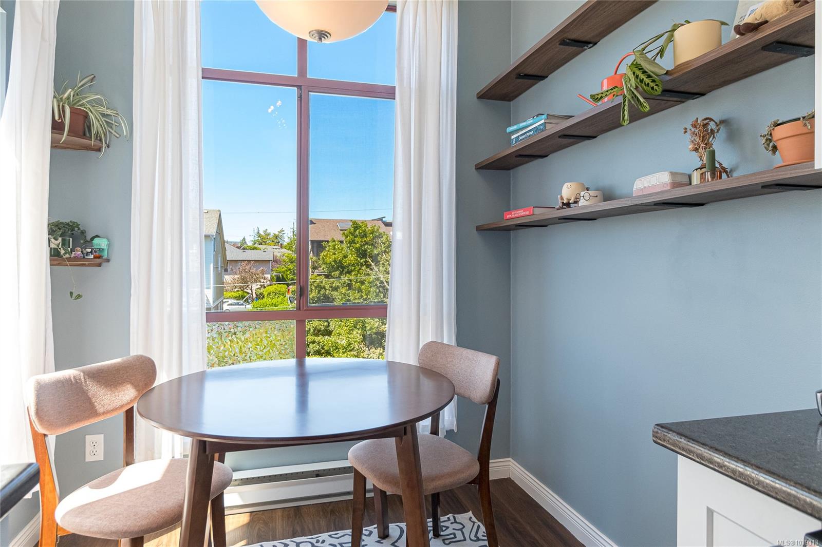 #407-545 Manchester Road, Victoria, BC, V8T 5H6 photo 5