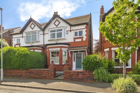 Connaught Avenue, Manchester, Greater Manchester M19