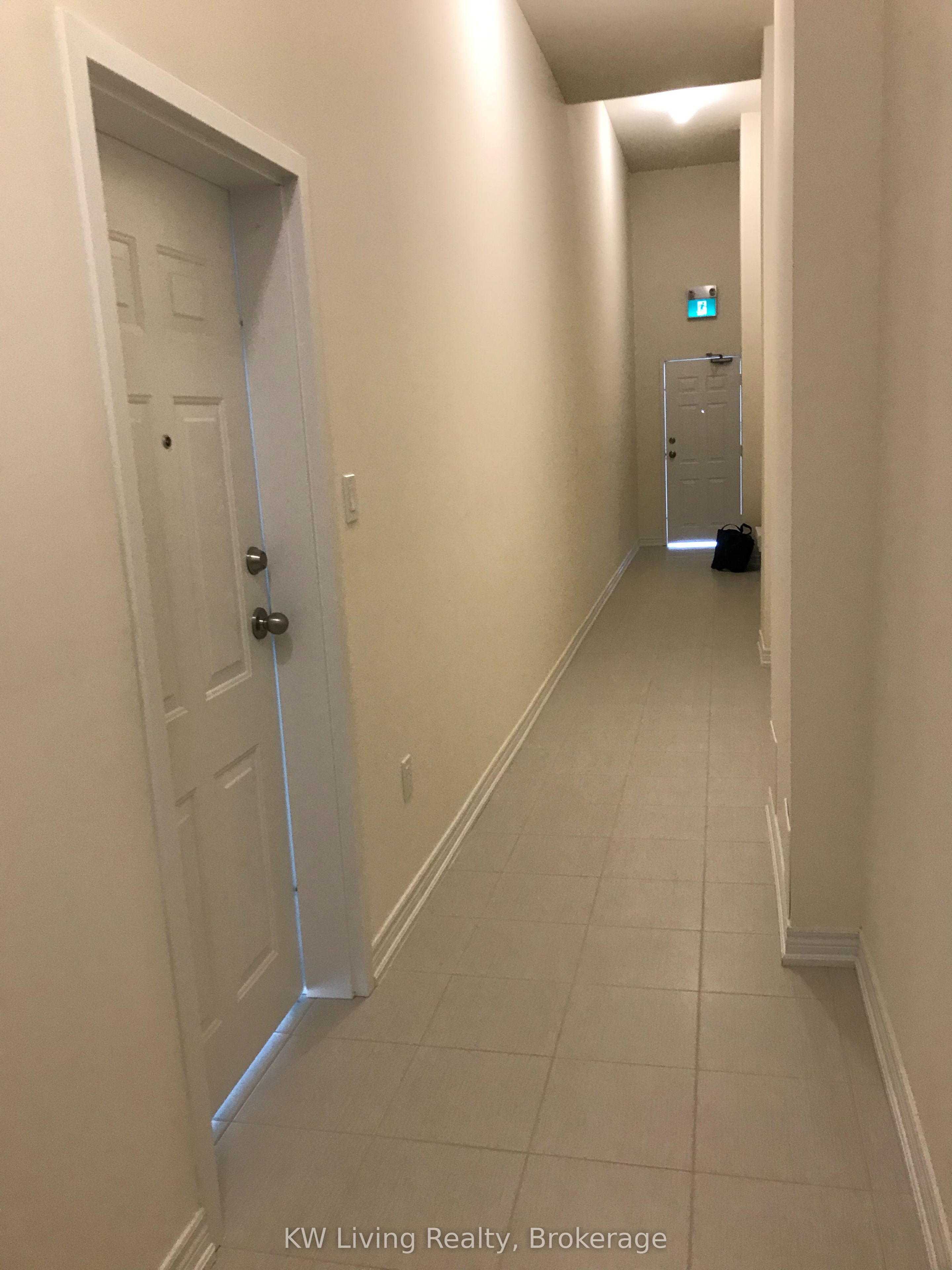 8 Nipigon Avenue, Markham, ON, L6C 0X7 photo 3