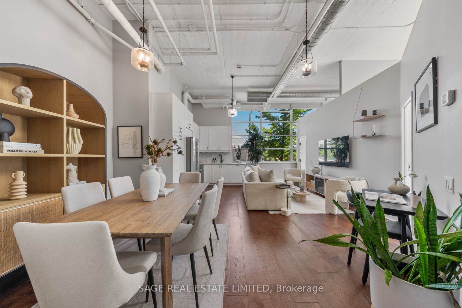 123-1001 Roselawn Avenue, Toronto, ON, M6B 4M4