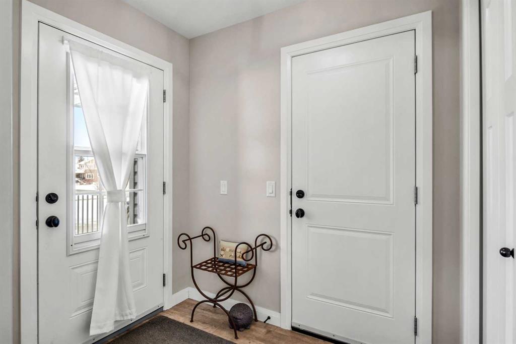 704 Stonehaven Drive, Carstairs, AB, T0M0N0 photo 4