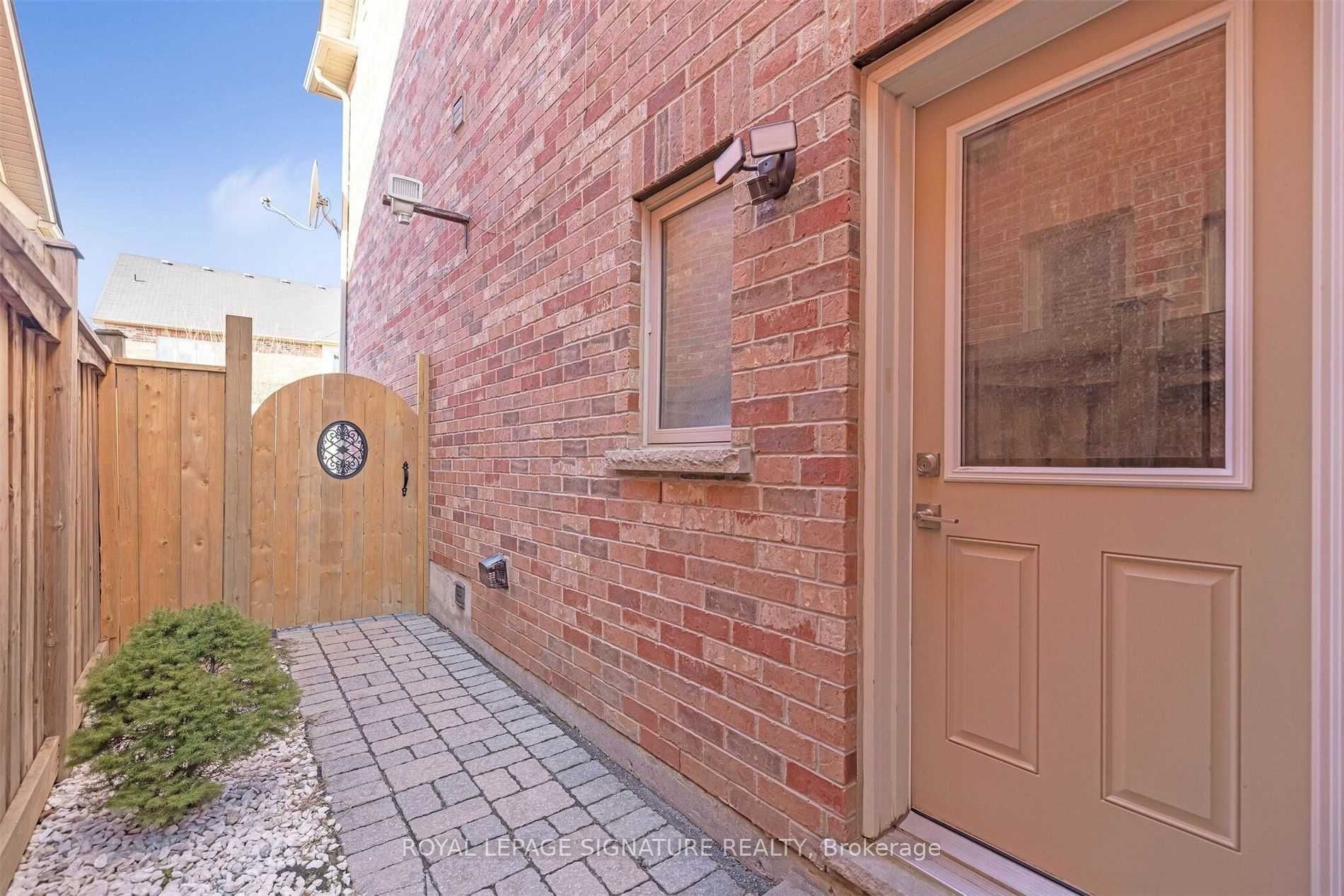 Additional image 2 of BSMT-3159 Seabright Drive, Mississauga, ON, L5M 0B5
