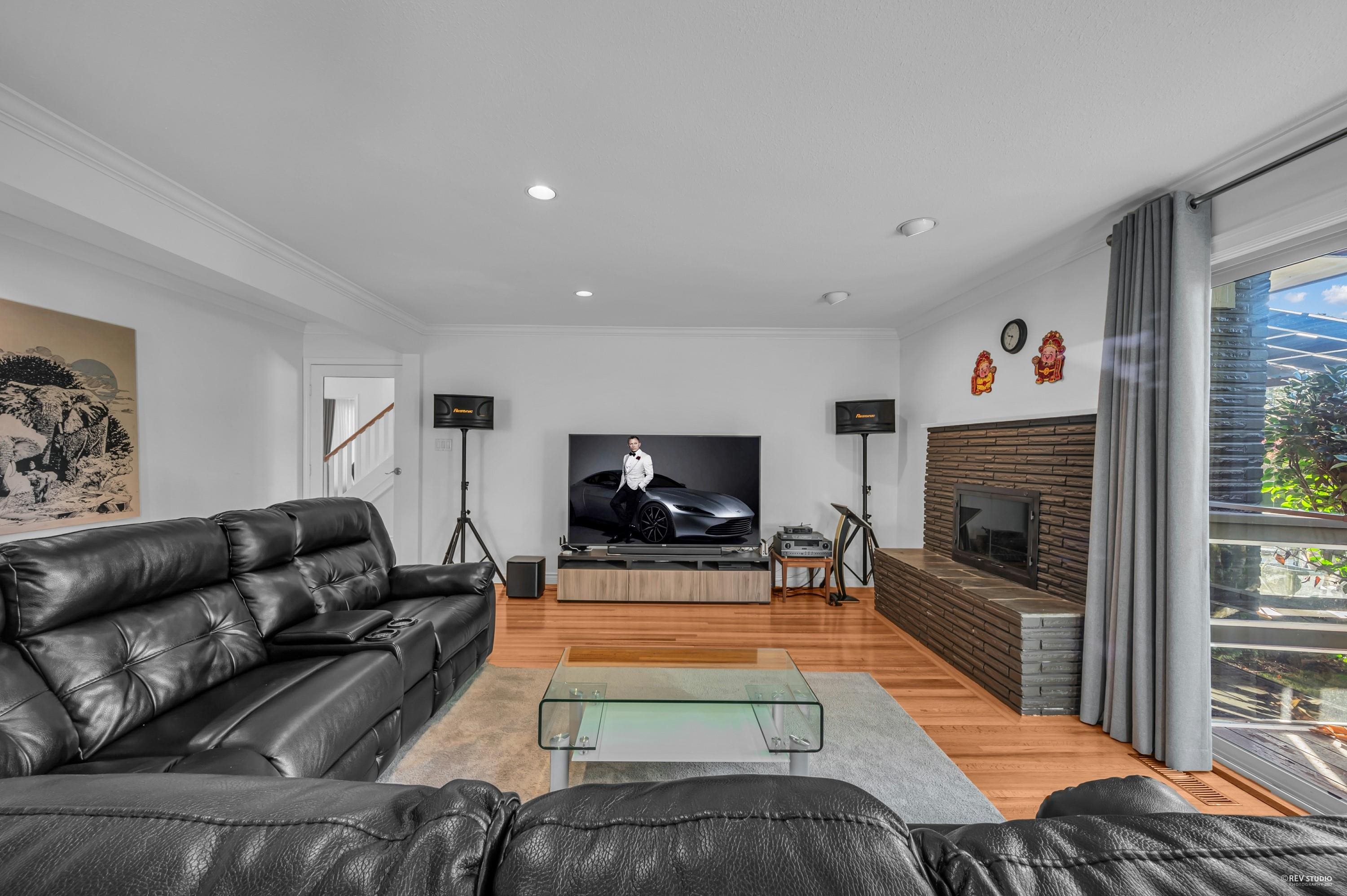 310 Macbeth Crescent, West Vancouver, BC, V7T 1V7 photo 3