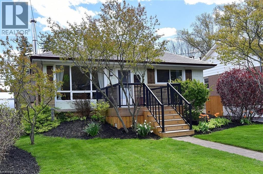 9 Marion Crescent, Dundas, ON, L9H1H9 photo 4