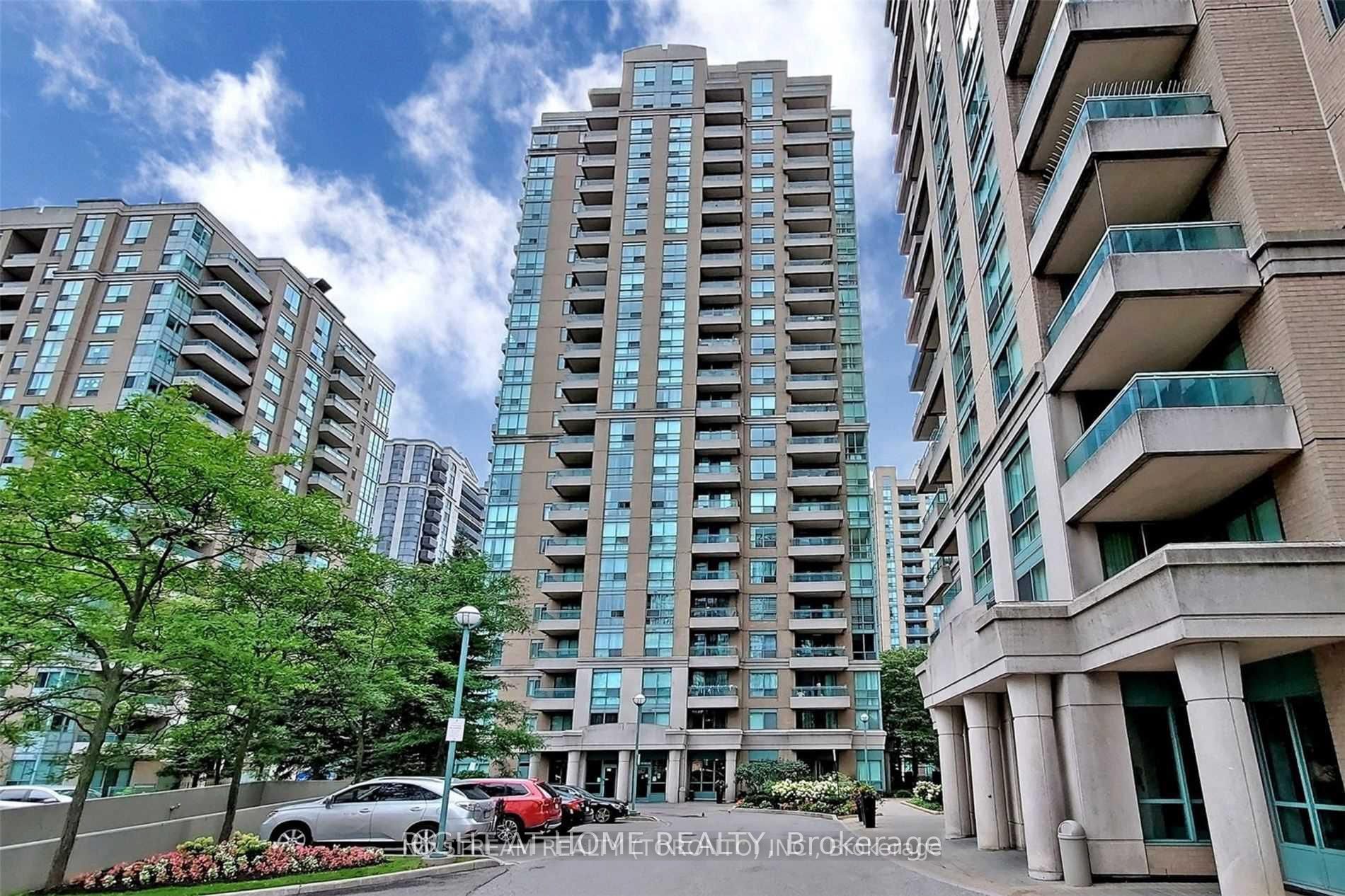 1706-3 Pemberton Avenue, Toronto, ON, M2M 4M1