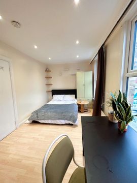 Flamborough Street, London E14, Room to rent