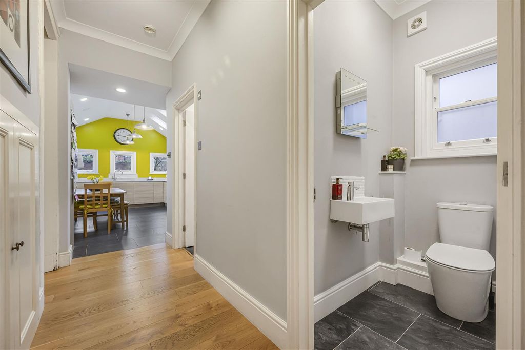 Additional image 5 of 5 bed semi-detached house for saleAlexandra Road, Reading RG1