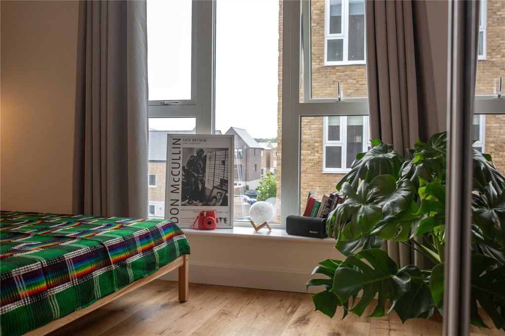 Additional image 16 of 2 bed flat for saleCorys Road, Rochester, Kent ME1