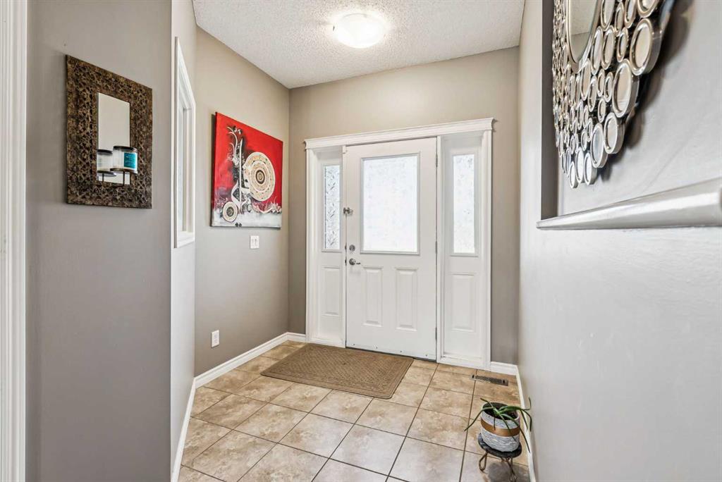 108 Seagreen Lane, Chestermere, AB, T1X0E8 photo 3