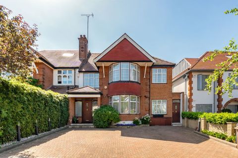 Church Vale, London N2