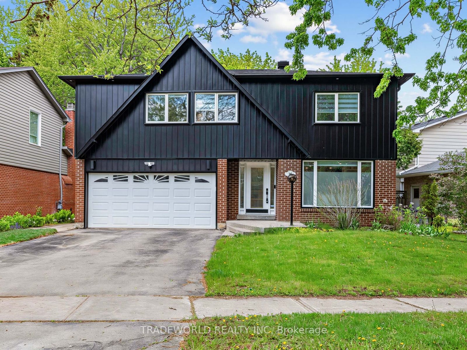16 Ferrah Street, Markham, ON, L3R 1N5