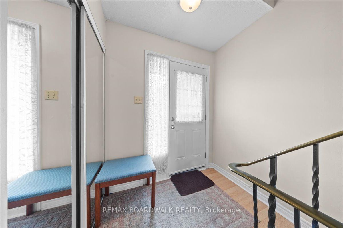 Additional image 4 of 48-1828 Axminster Court, Ottawa, ON, K1C 1Z4