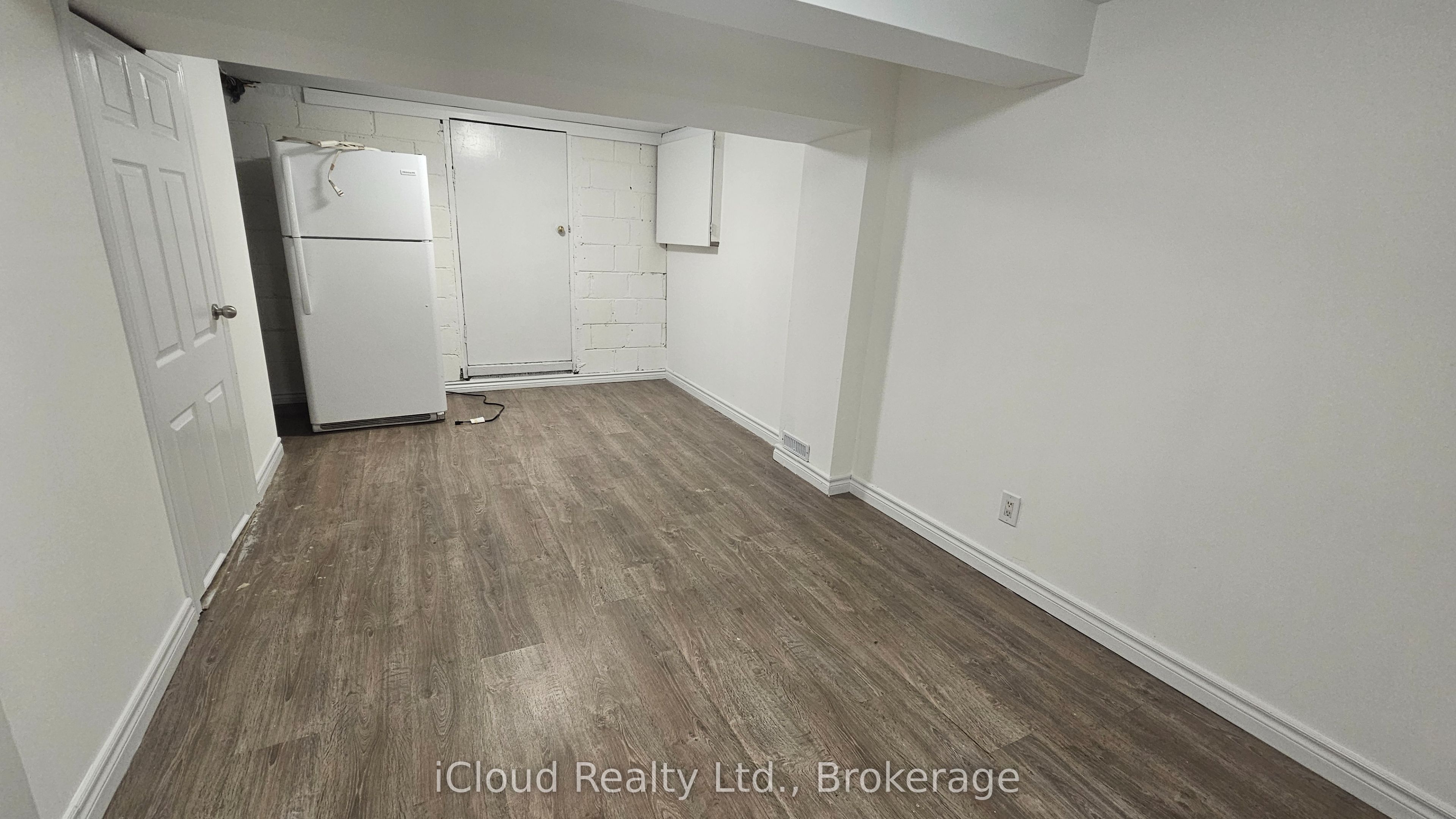 Additional image 5 of Bsmnt-111 Bexhill Avenue, Toronto, ON, M1L 3C2