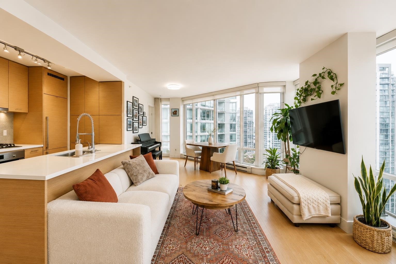 Additional image 5 of 1901-565 Smithe Street, Vancouver, BC, V6B 0E4