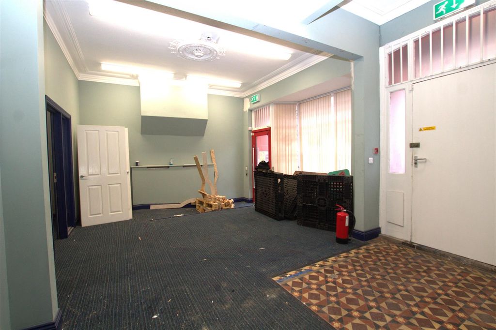 Additional image 2 of 6 bed terraced house for saleStation Road, Redcar TS10