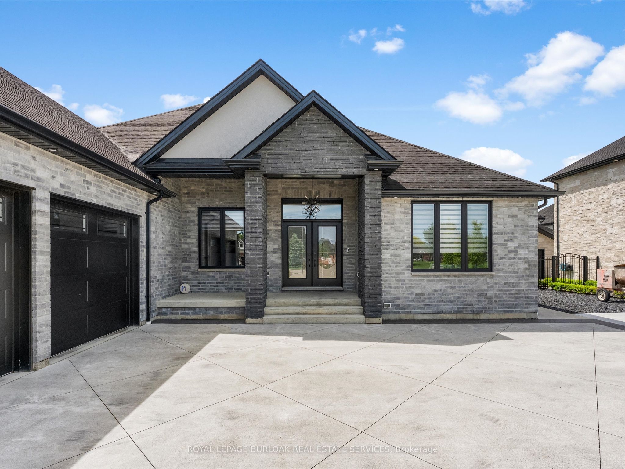 351 Old Tecumseh Road, Windsor, ON, N8N 3T2 photo 3