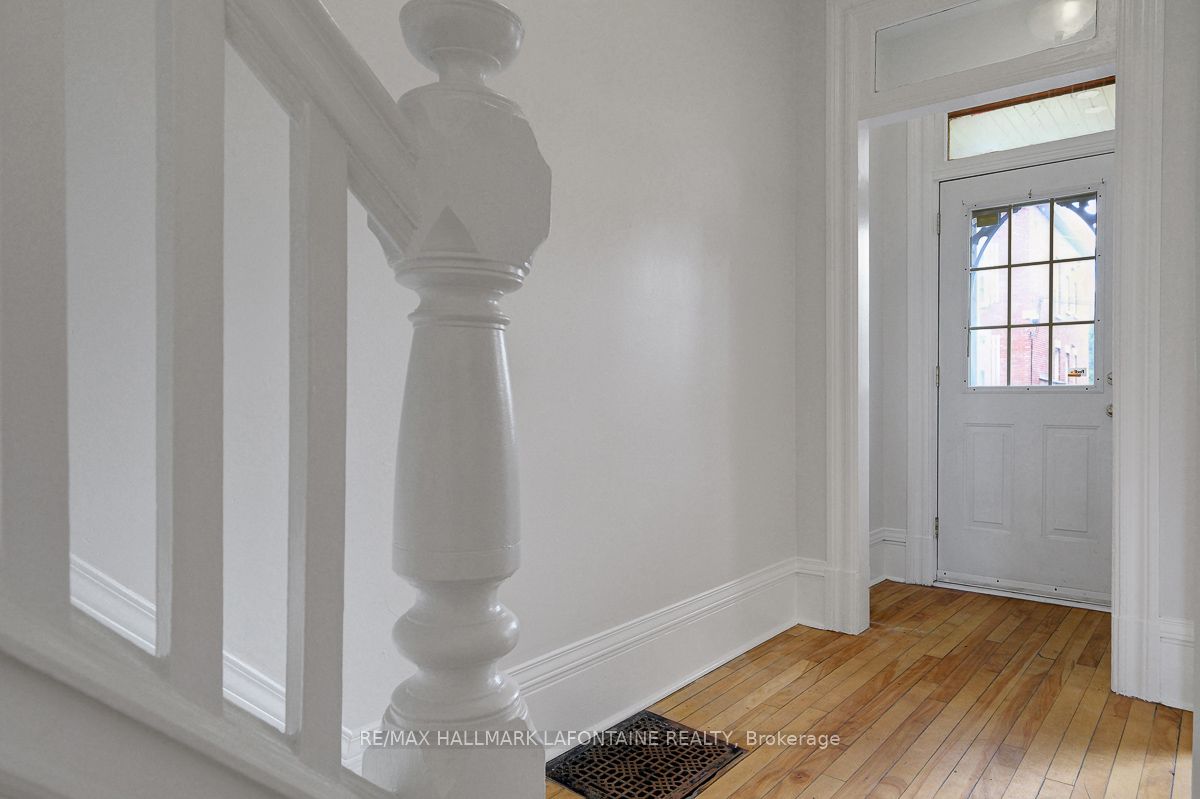 Additional image 3 of 138 Concord Street S, Ottawa, ON, K1S 0Z4