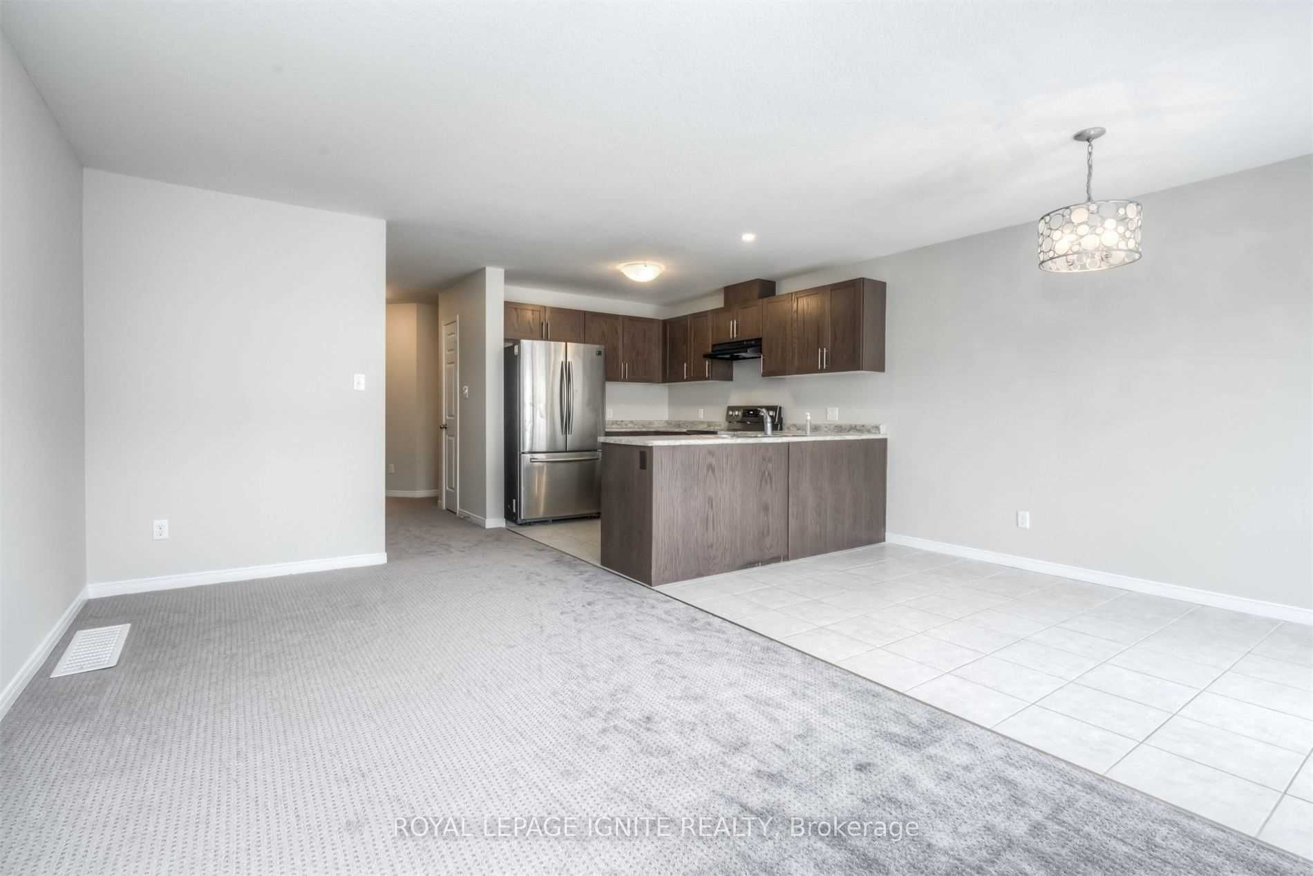 89-135 Hardcastle Drive, Cambridge, ON, N1S 0B6 photo 4