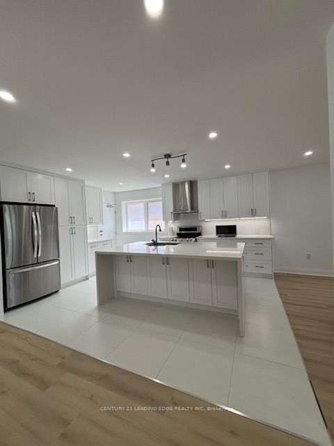 Main-3 Kennebec Crescent, Toronto, ON, M9W 2R6 photo 5