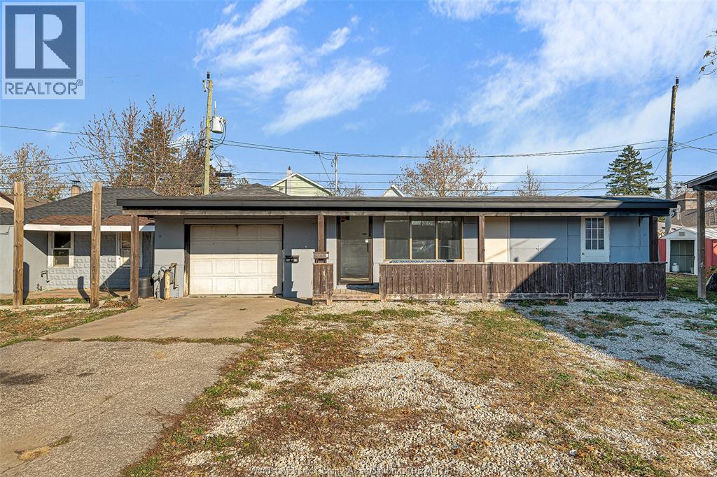 1672 Drouillard , Windsor, ON, N8Y2S3