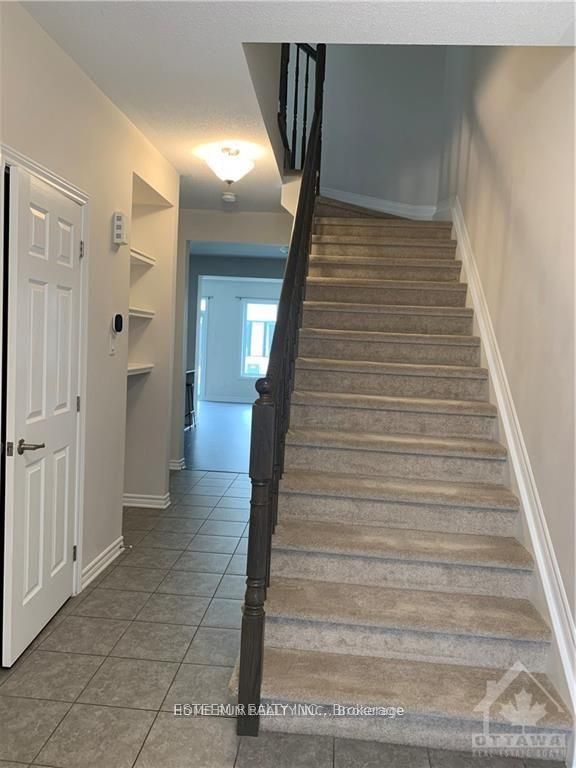 Additional image 2 of 205 Merak Way, Ottawa, ON, K2J 6N3