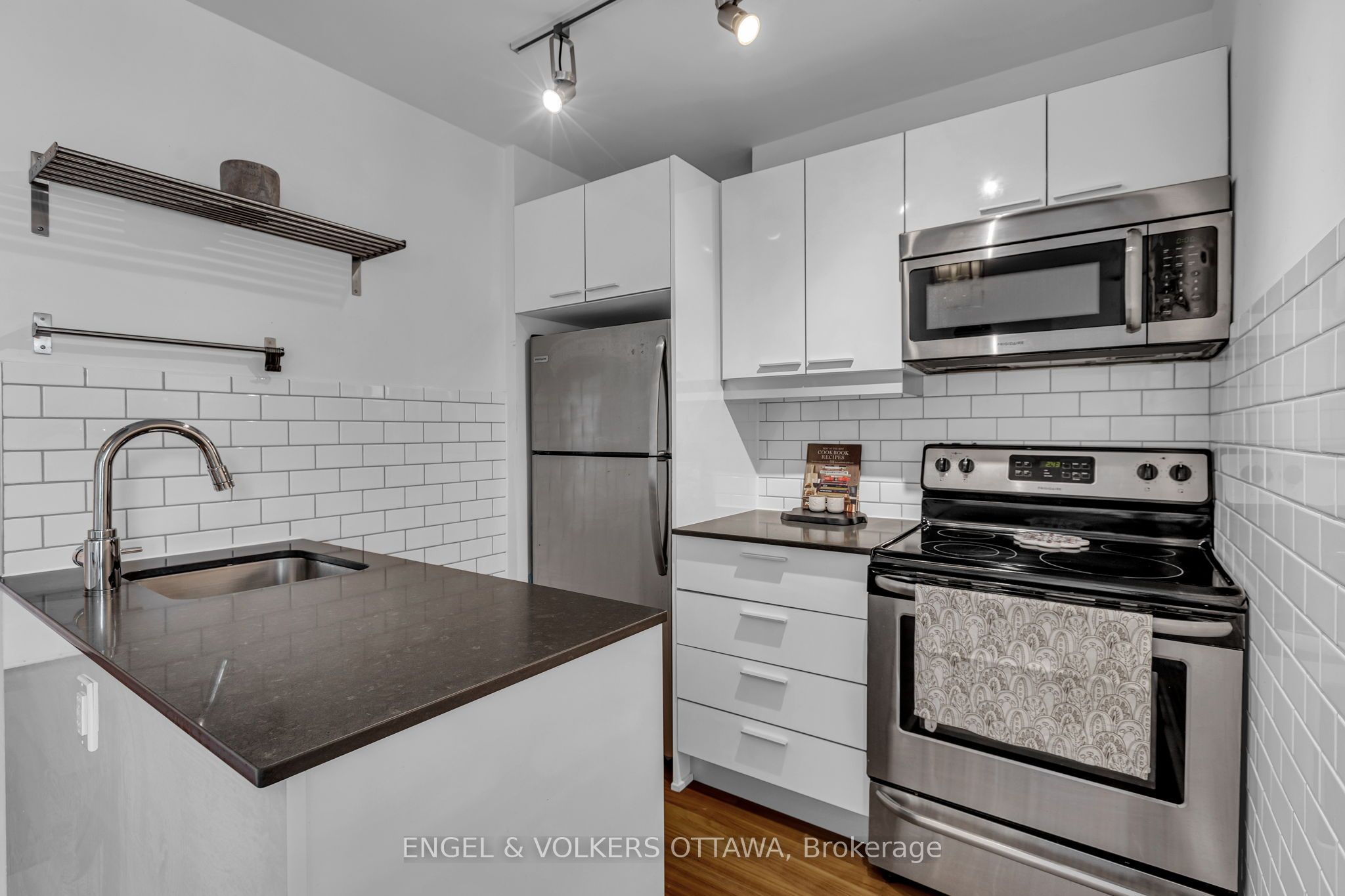 Additional image 4 of 415-354 Gladstone Avenue, Ottawa, ON, K2P 0R4