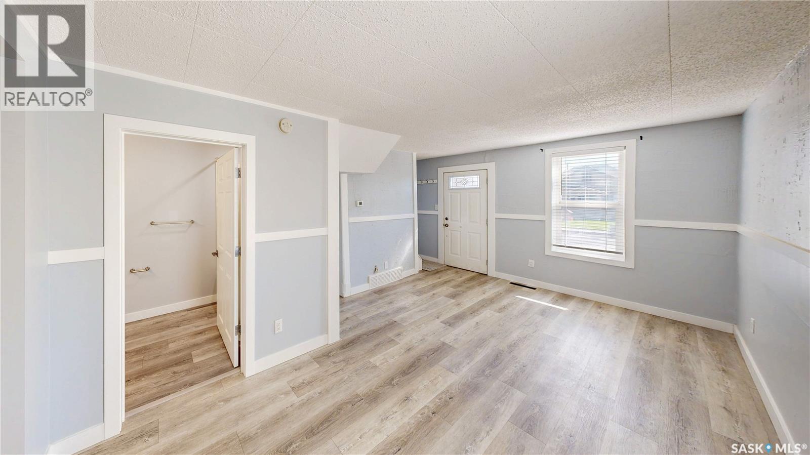 Additional image 3 of 1248 Wallace Street, Regina, SK, S4N3Z3