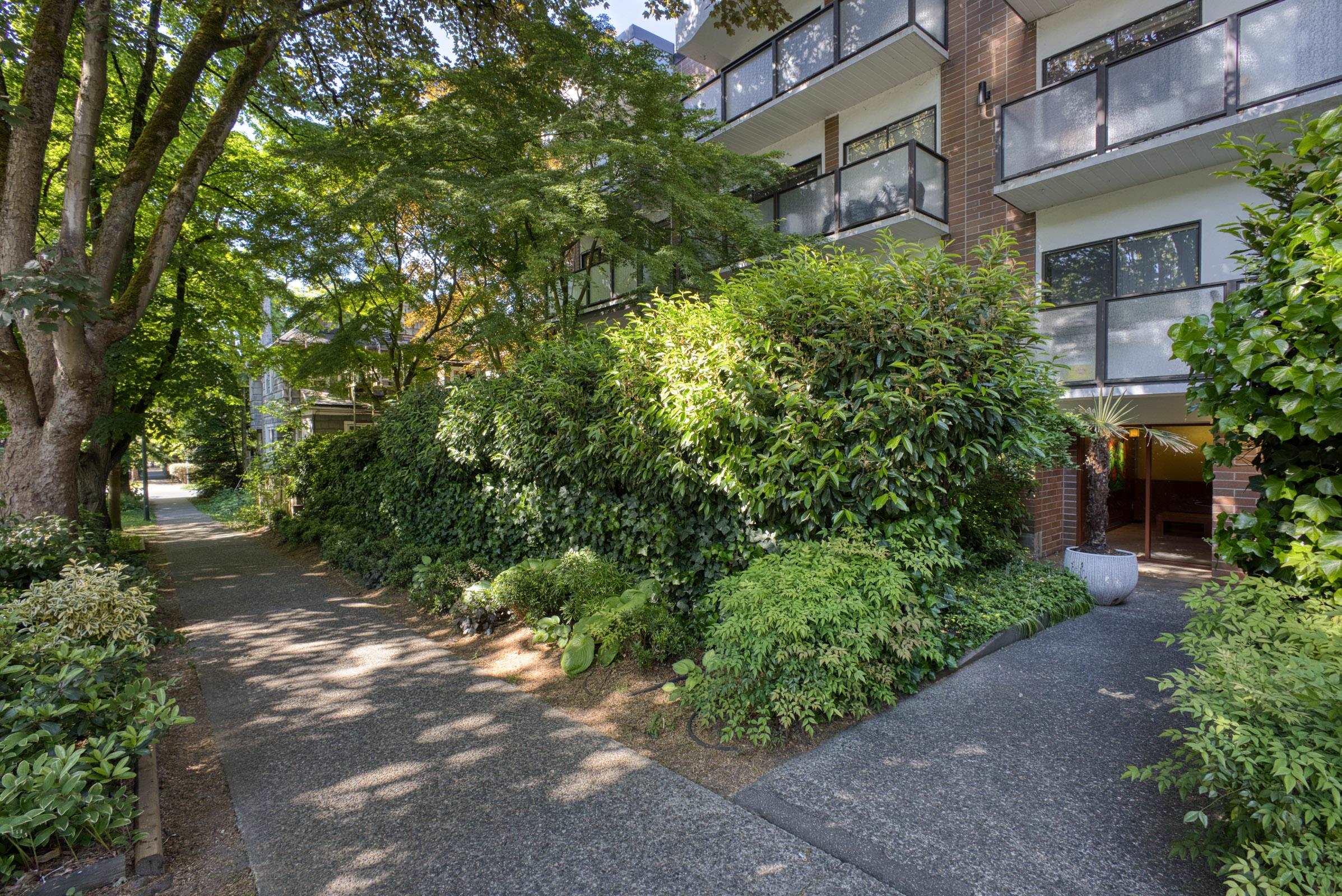 309-1535 Nelson Street, Vancouver, BC, V6G 1M2