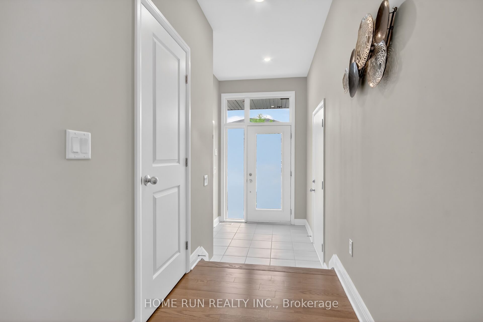 Additional image 4 of 308 Wigwas Street, Ottawa, ON, K1K 5A1
