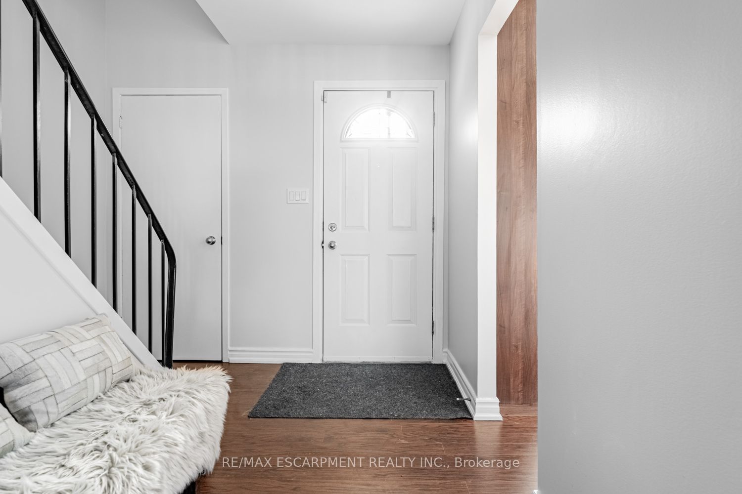 Additional image 3 of 19-6650 Falconer Drive, Mississauga, ON, L5N 1B5