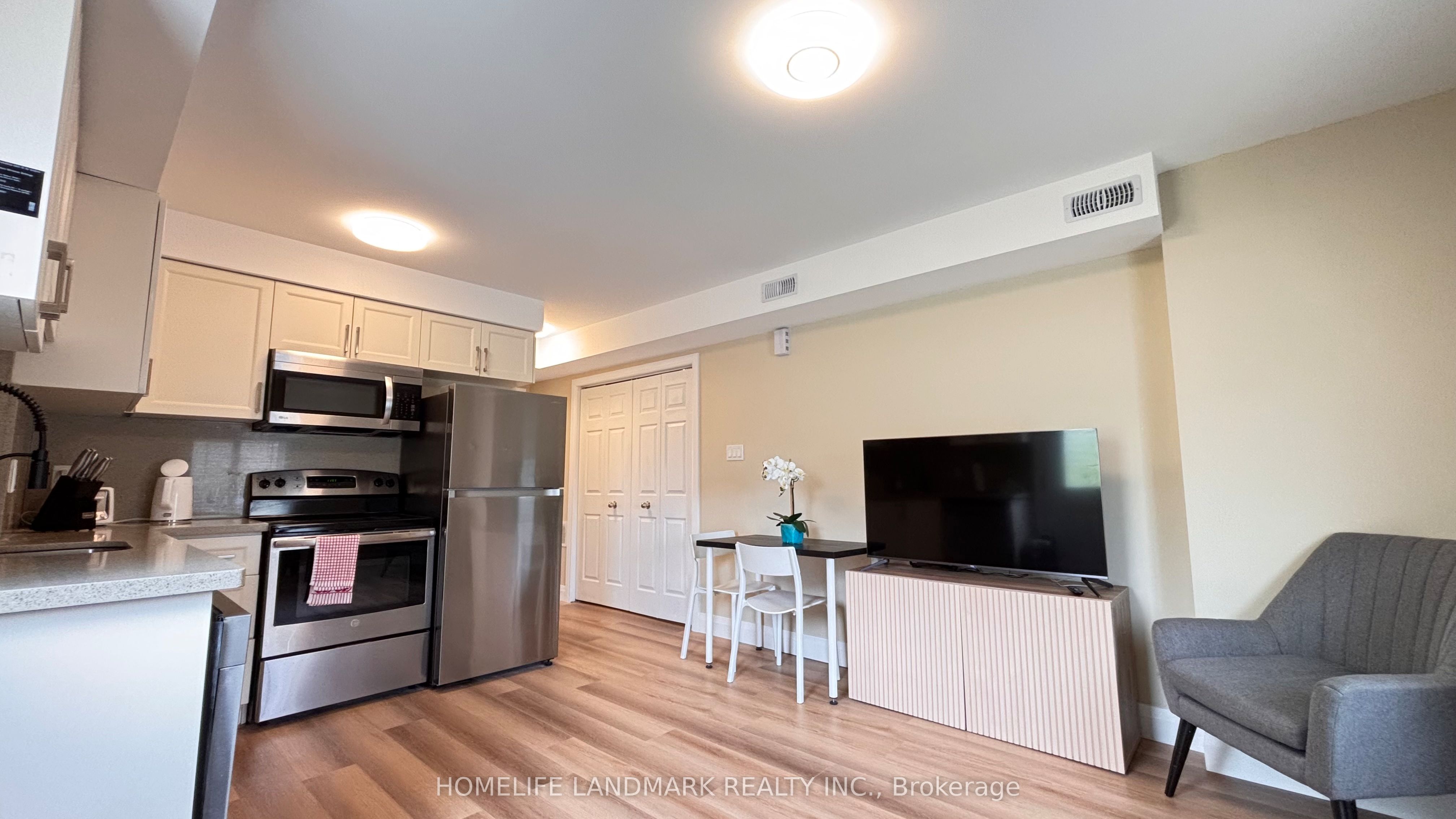 1-122 Courtland Avenue E, Kitchener, ON, N2H 1Y9 photo 5