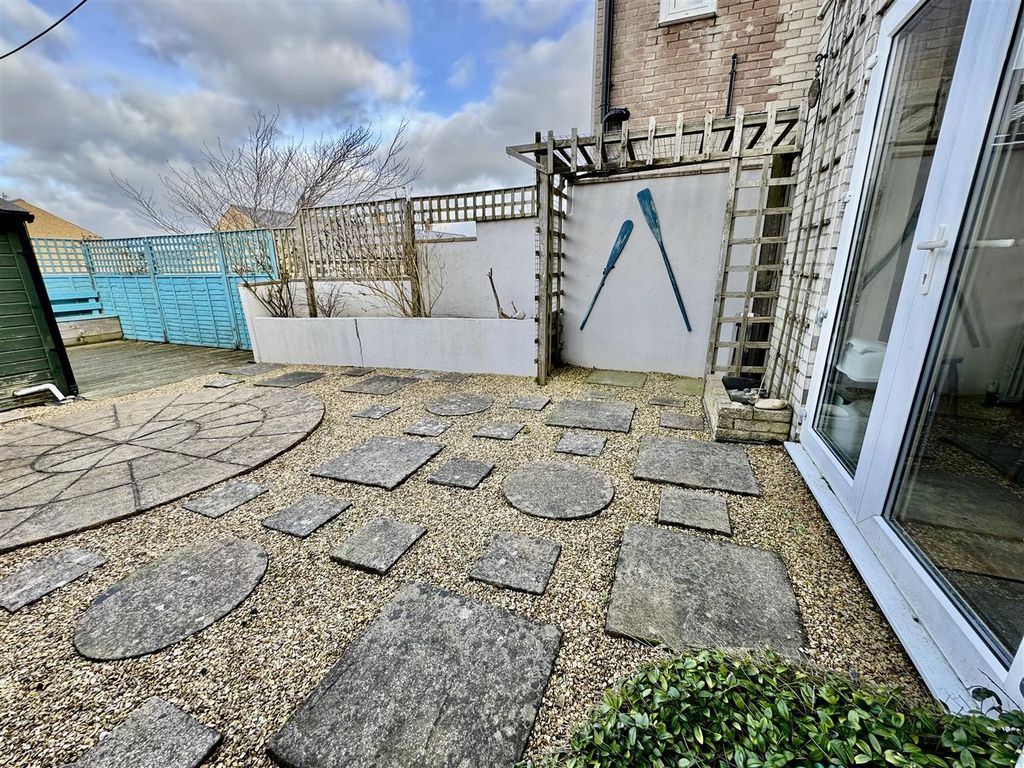 Additional image 19 of 4 bed town house for saleVictoria Parade, Pwllheli LL53