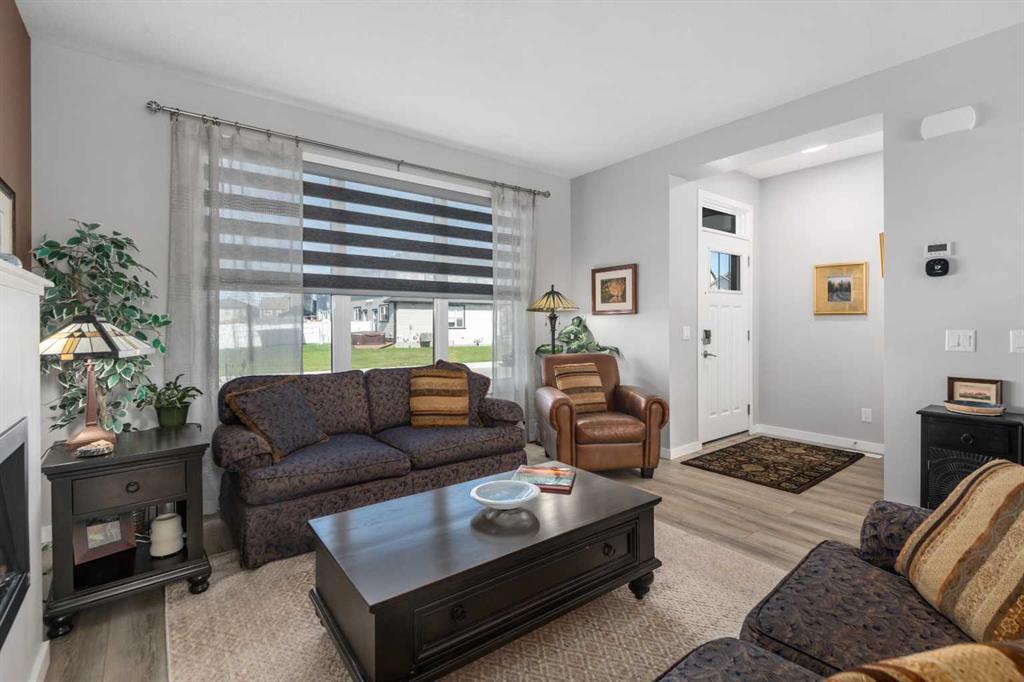395 Magnolia Drive SE, Calgary, AB, T3M 3M4 photo 4