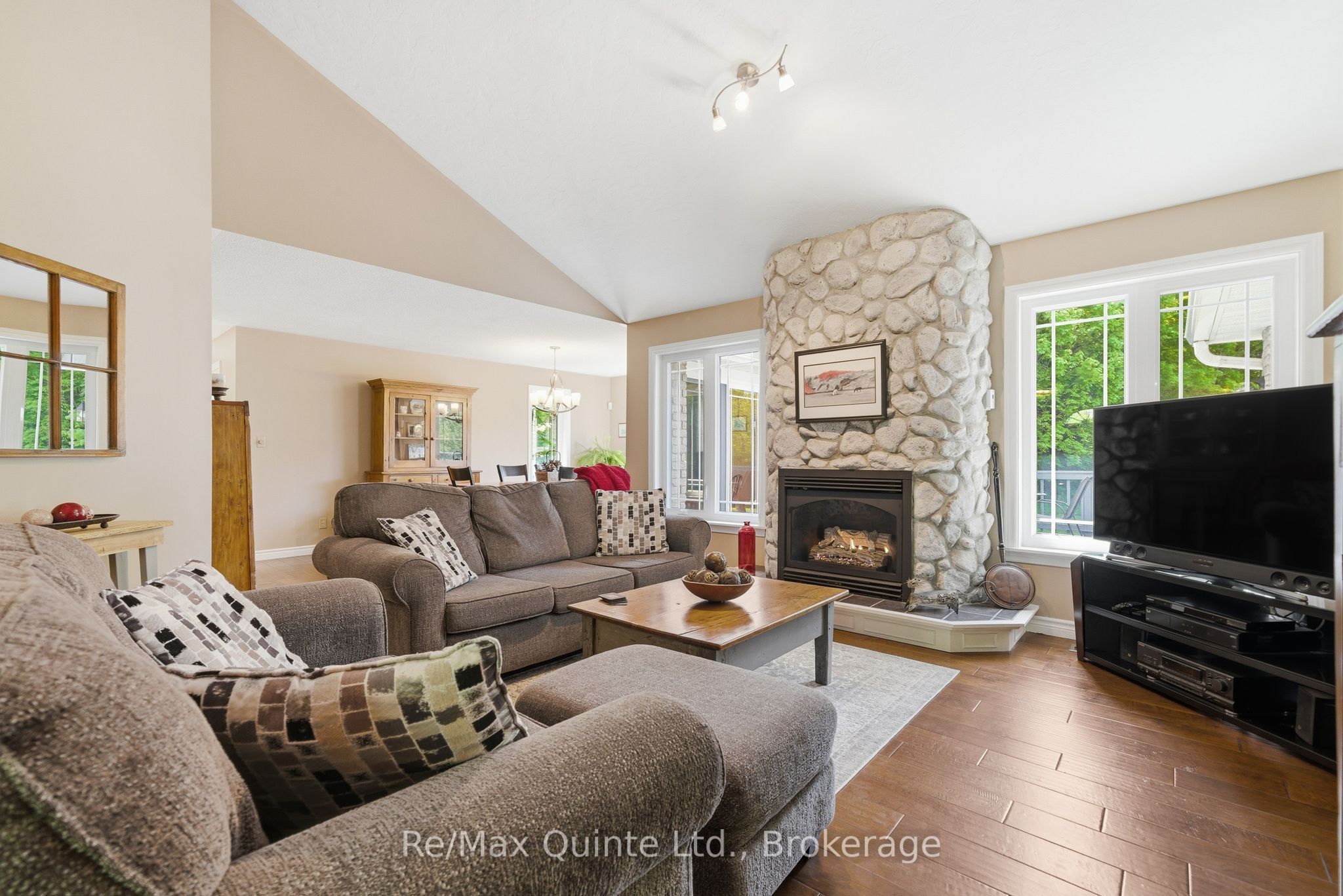 302 Clearview Road, Belleville, ON, K0K 3E0 photo 4