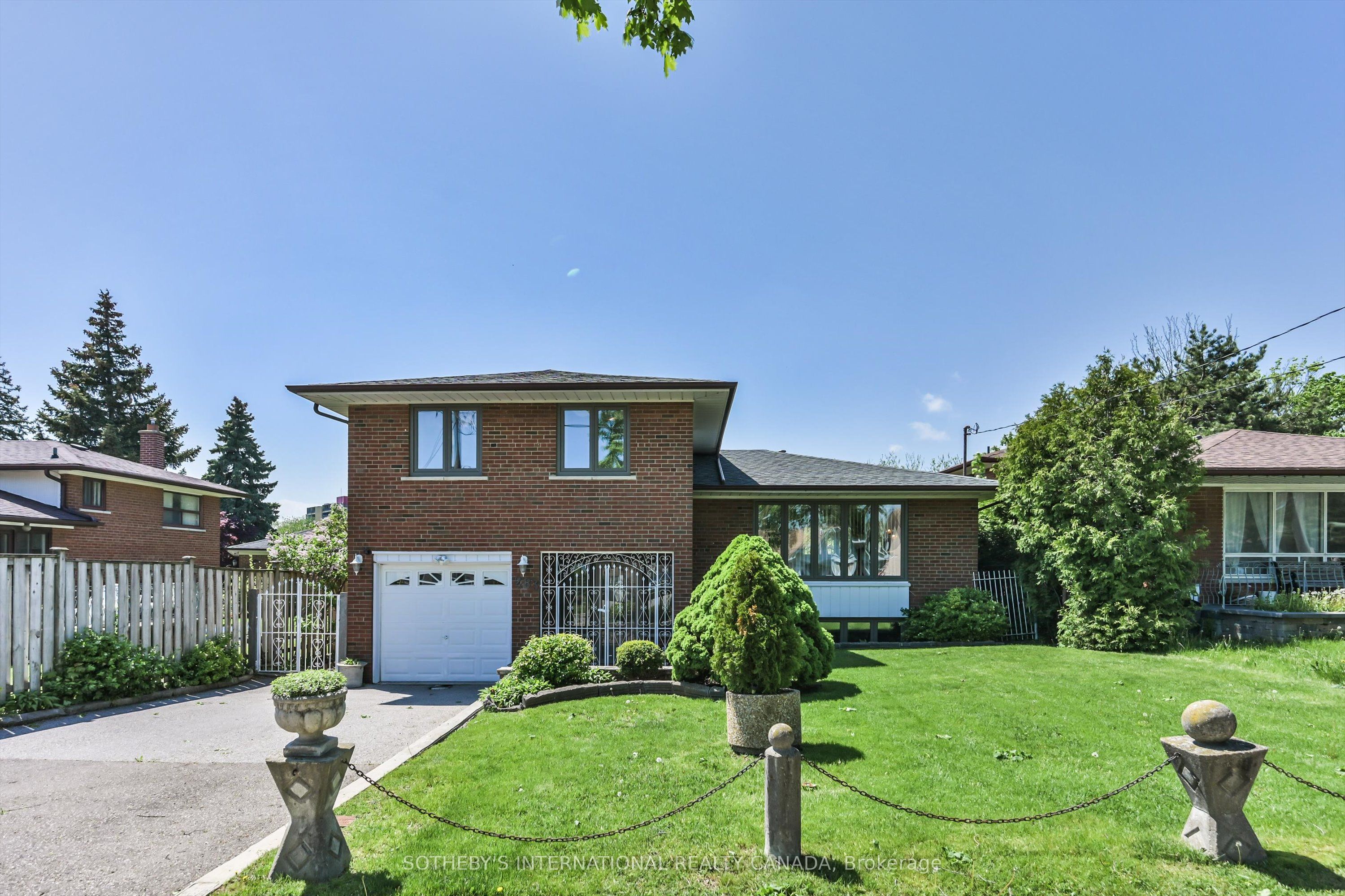 Additional image 3 of 283 Derrydown Road, Toronto, ON, M3J 1S2