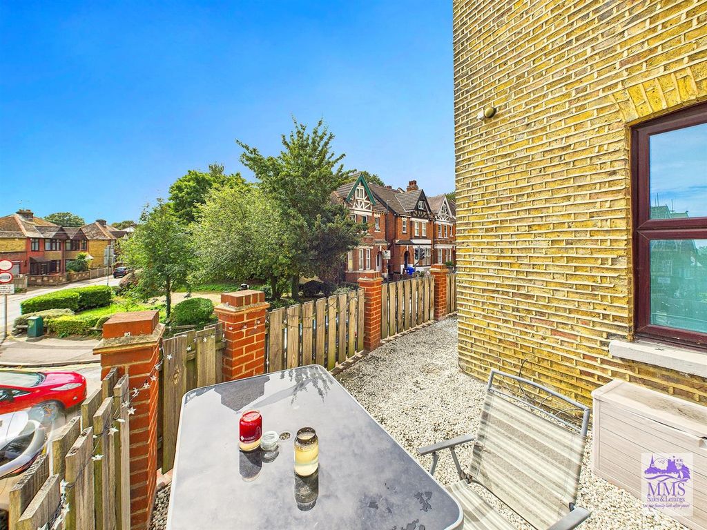 Additional image 45 of 6 bed detached house for saleLondon Road, Strood, Rochester ME2