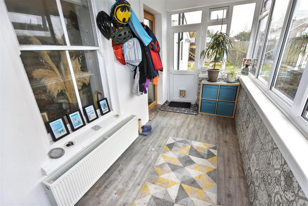 Additional image 11 of 4 bed semi-detached house for salePark Road, Redruth TR15
