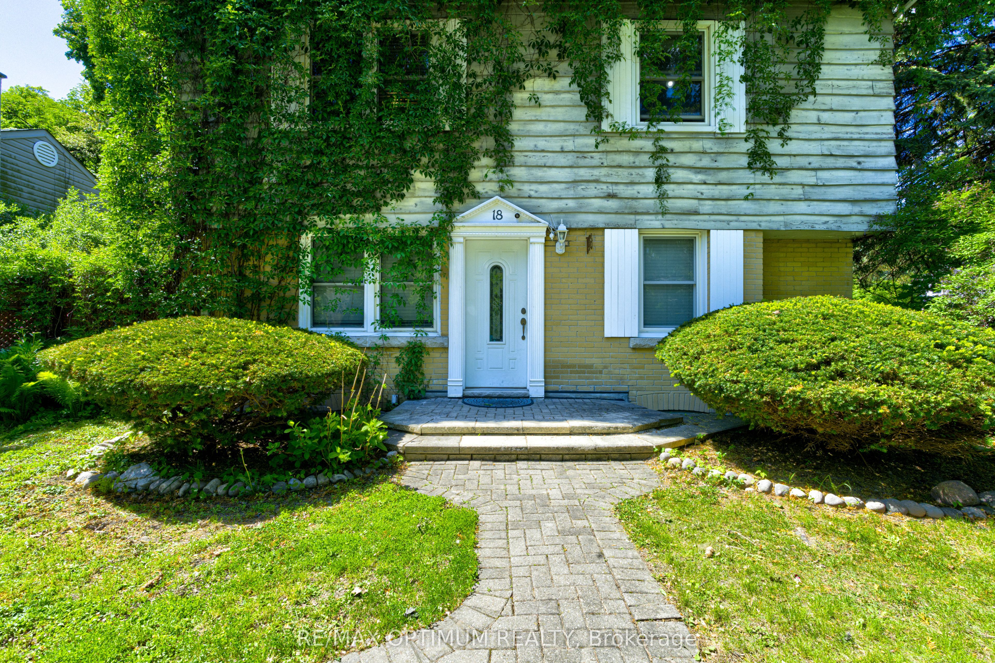 Additional image 2 of 18 Armstrong Street, Brampton, ON, L6W 1W6