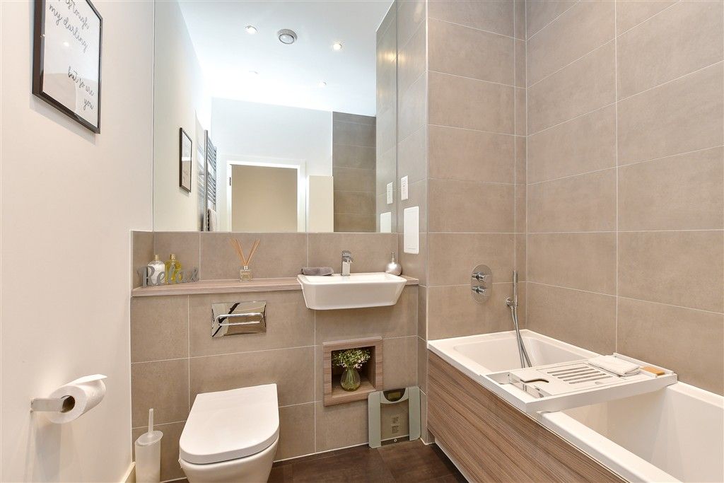 Additional image 9 of 2 bed flat for saleCorys Road, Rochester, Kent ME1