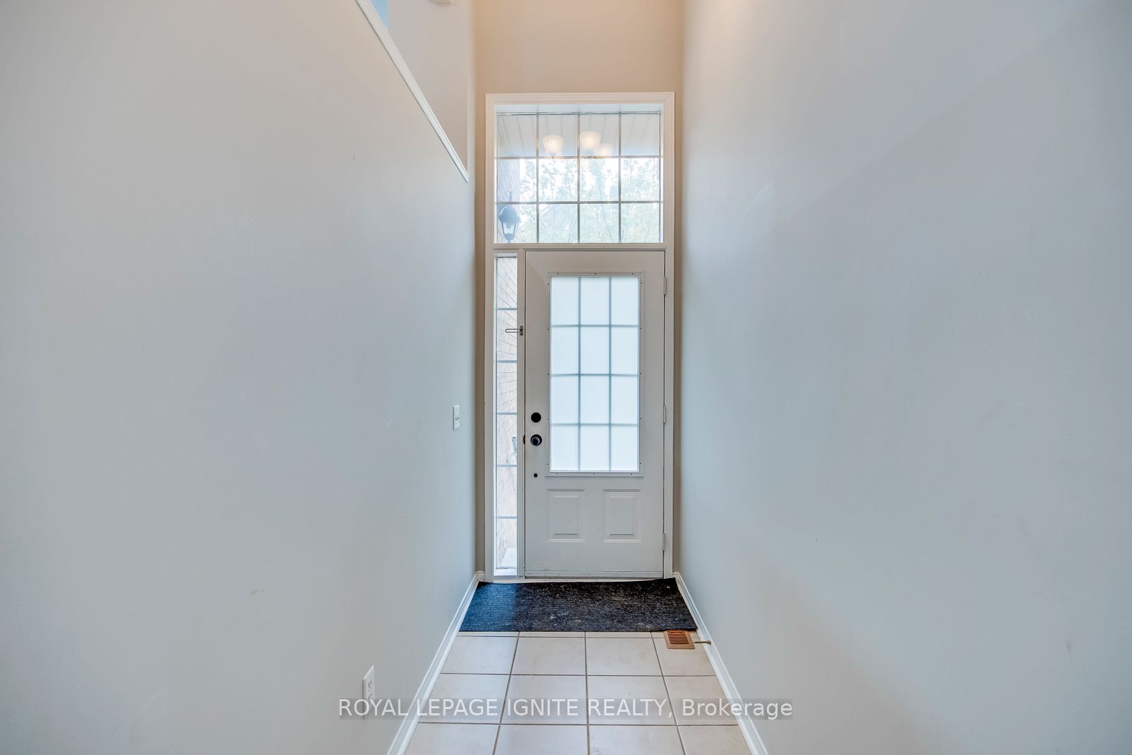 7086 Fairmeadow Crescent, Mississauga, ON, L5N 8R5 photo 4