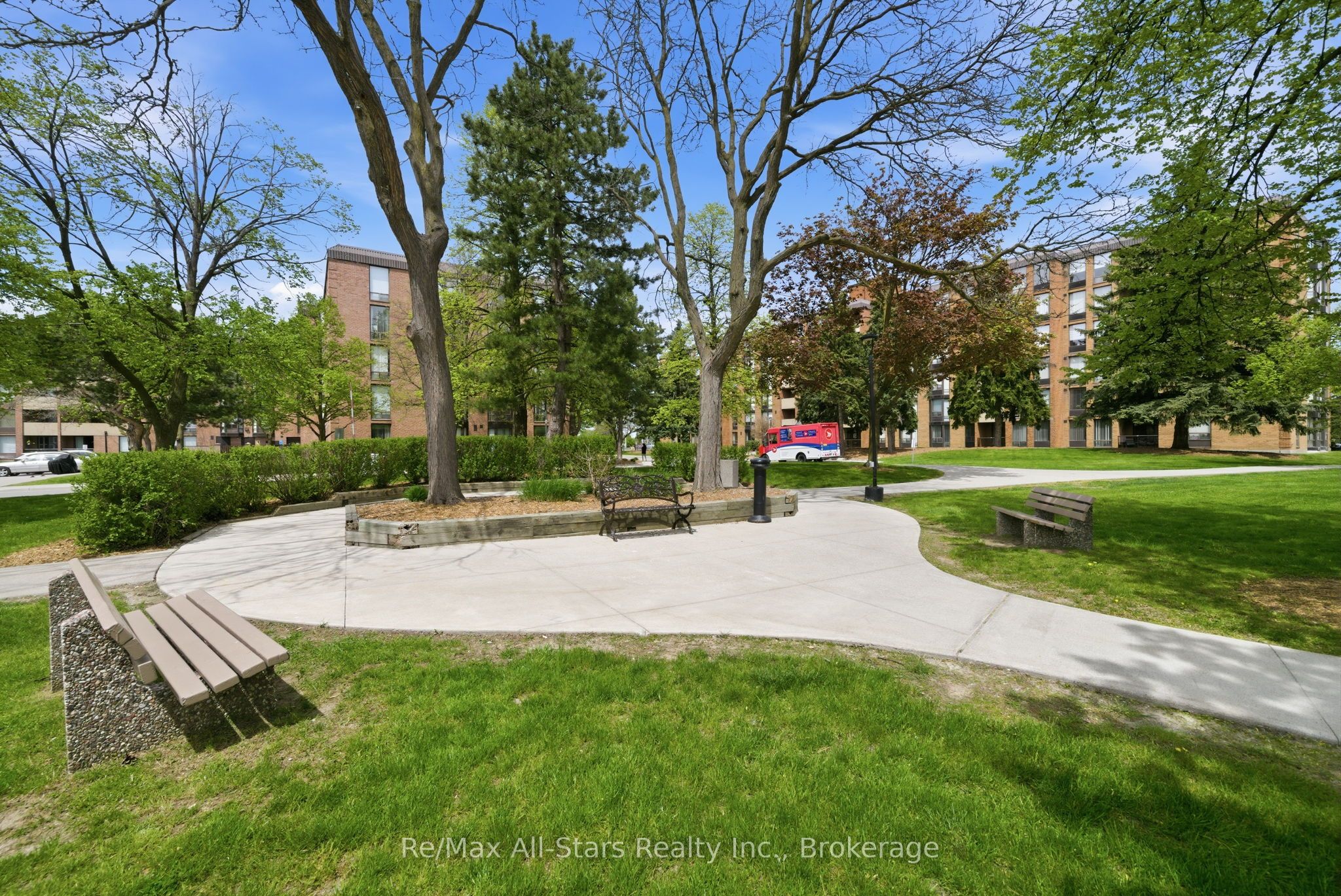 Additional image 3 of 301-1540 Pickering Parkway, Pickering, ON, L1V 3V9