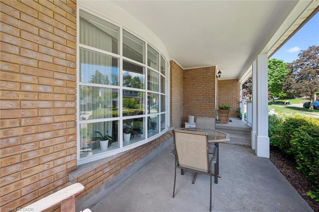 15 Cloverdale Crescent, Kitchener, ON, N2M 4X1 photo 4