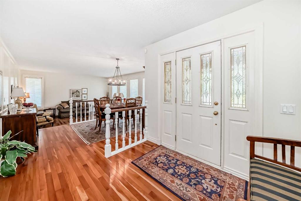 123 Varsity Estates Grove NW, Calgary, AB, T3B 4C8 photo 5