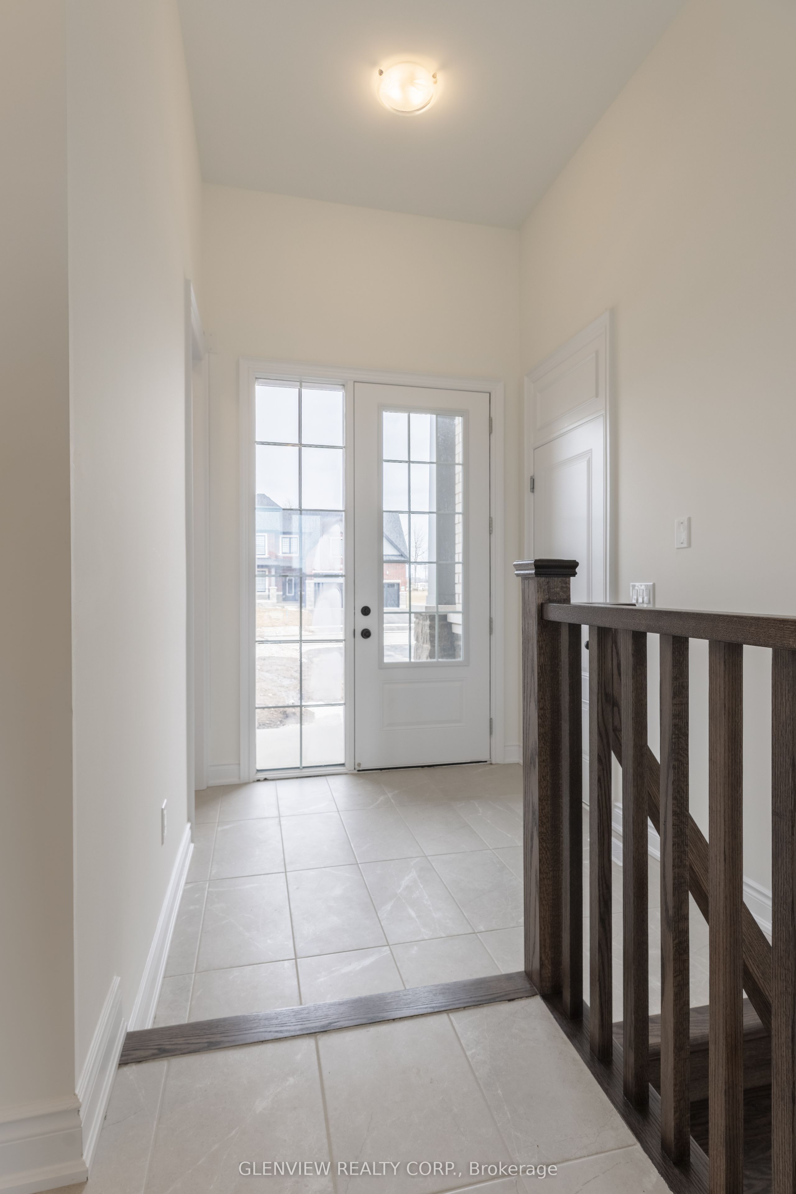 30 Ewing Way, Amaranth, ON, L9W 7V6 photo 2