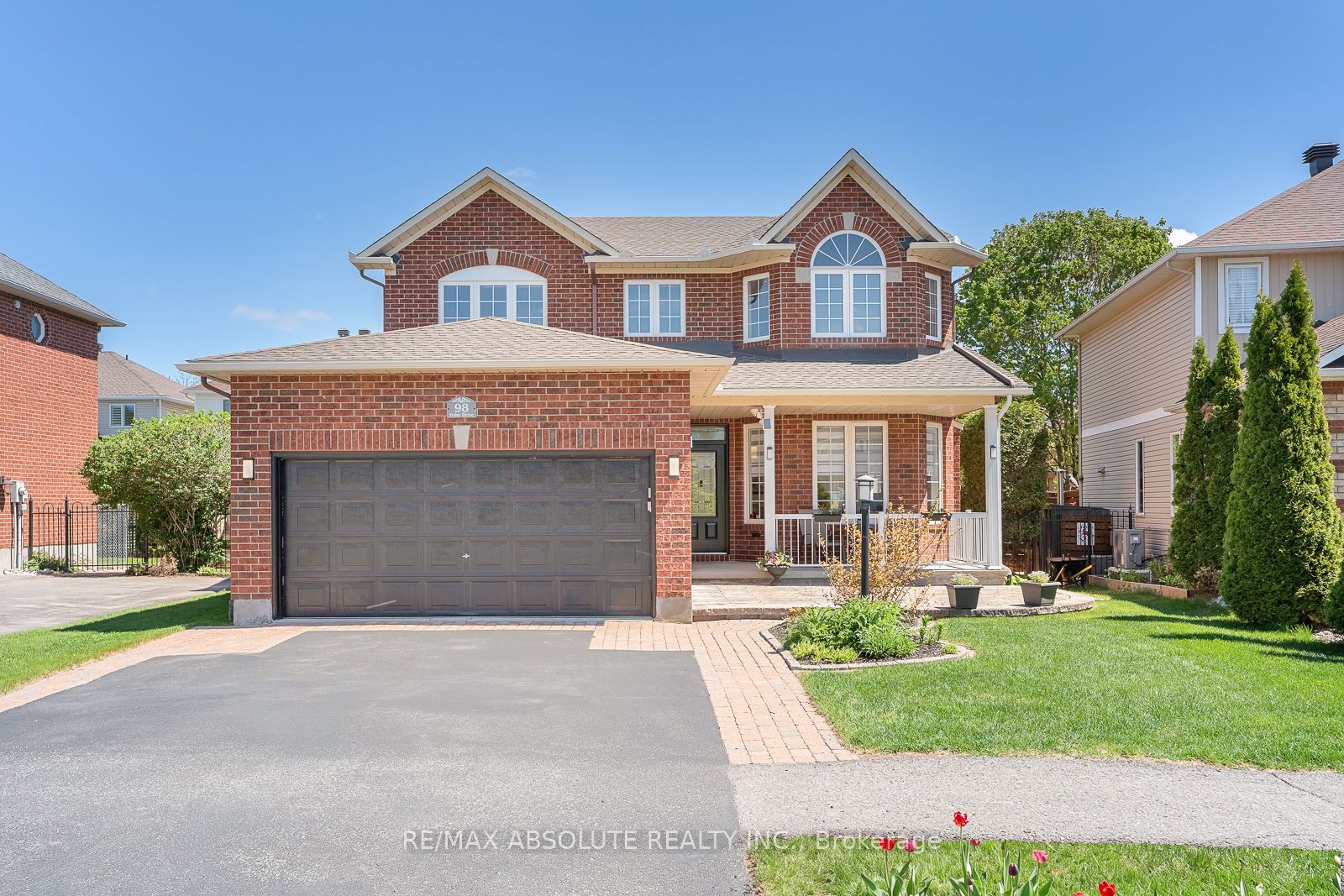 98 Yoho Drive, Ottawa, ON, K2M 2V3