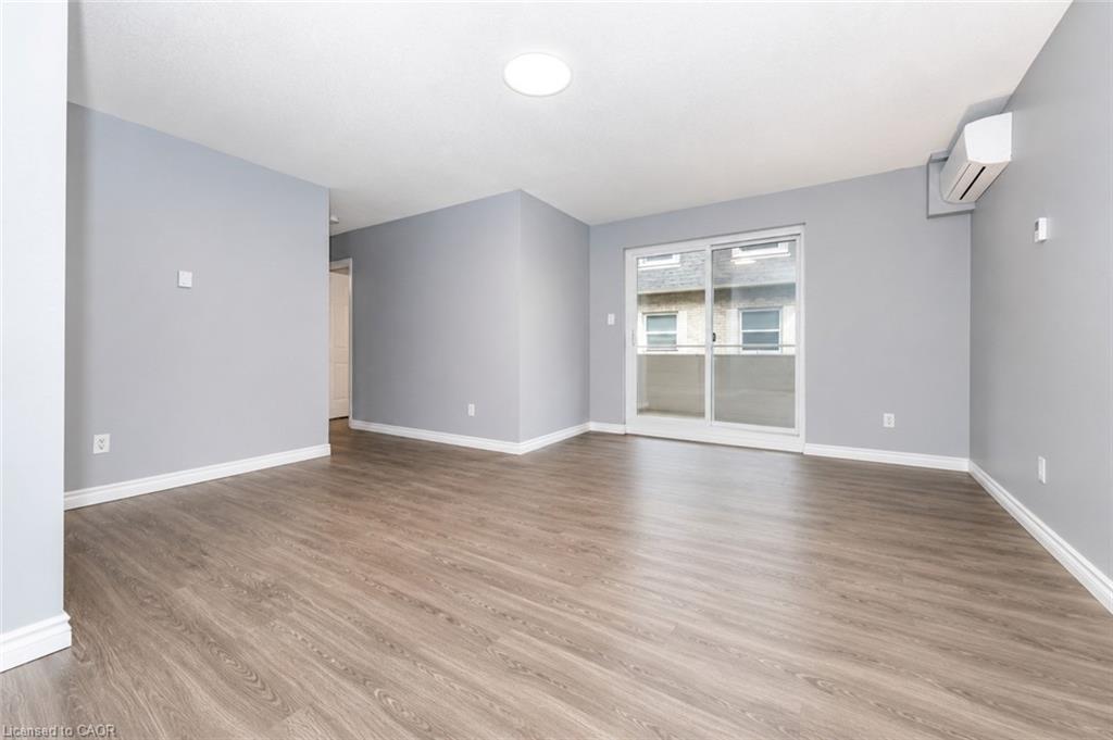 1-101 Westmount Road N, Waterloo, ON, N2L 5G5 photo 3