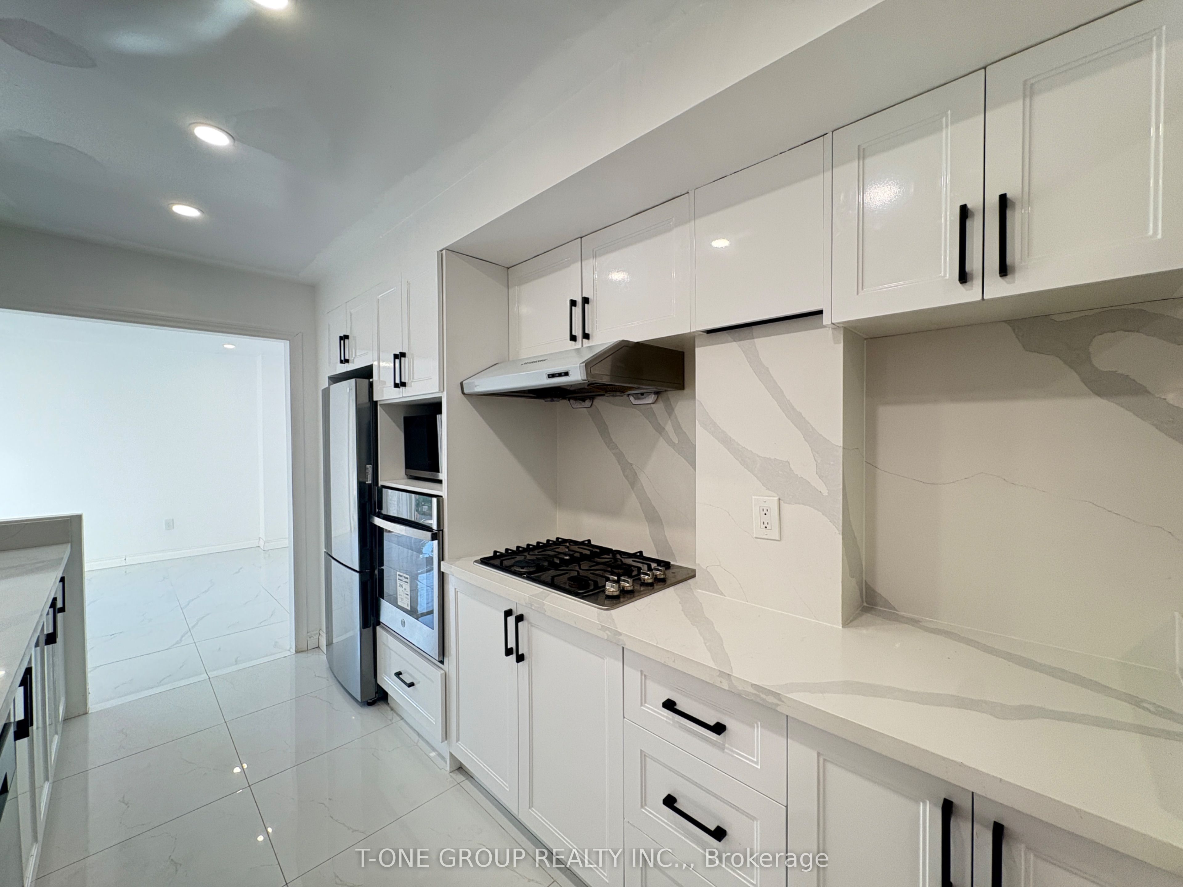 Additional image 5 of 49 Ambercroft Boulevard, Toronto, ON, M1W 2Z6