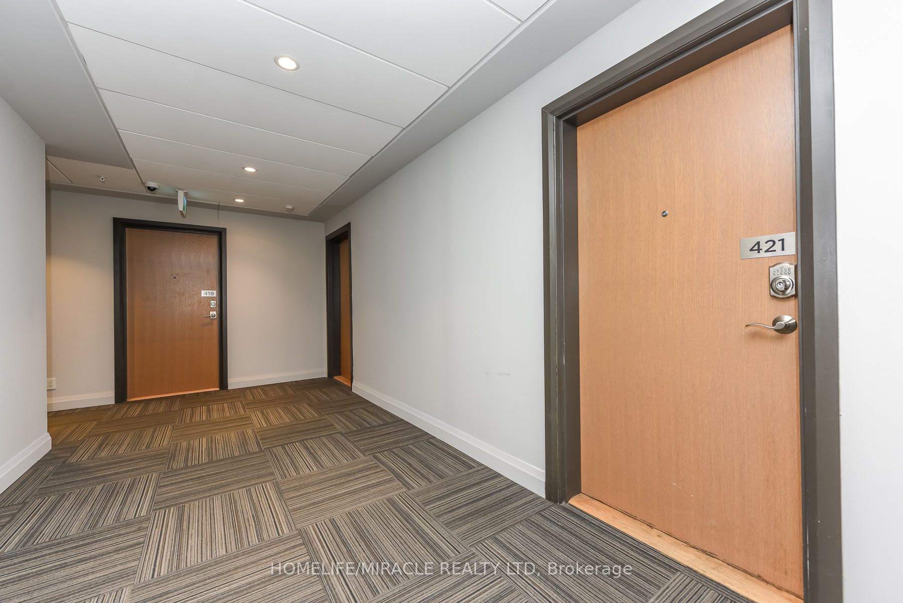 421-1105 Leger Way, Milton, ON, L9E 1K7 photo 4