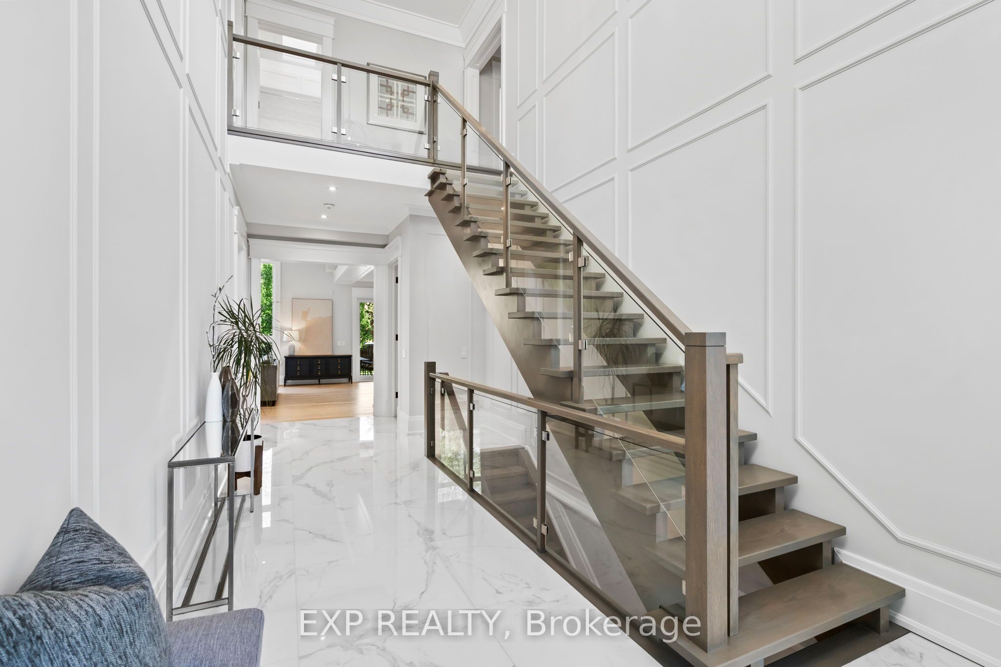 74 Bedford Park Avenue, Richmond Hill, ON, L4C 2N8 photo 3