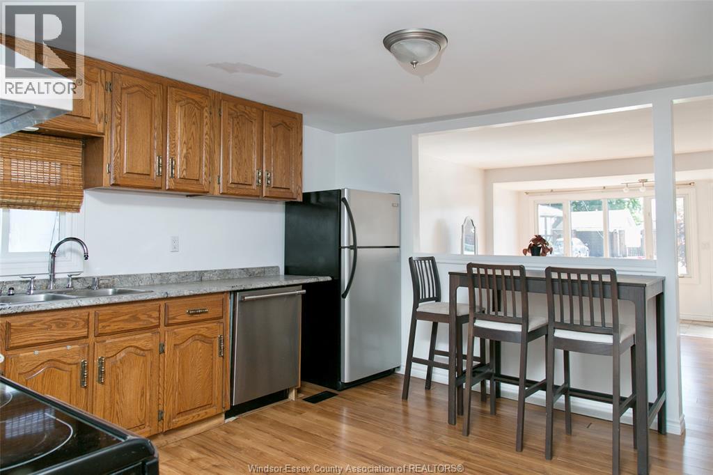 3074 Lloyd George Boulevard, Windsor, ON, N8T2V2 photo 5